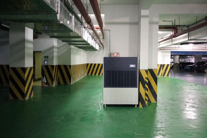 為什么企業倉庫都選擇環科除濕機?